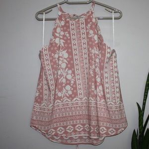 EM size Medium blush scalloped shirt